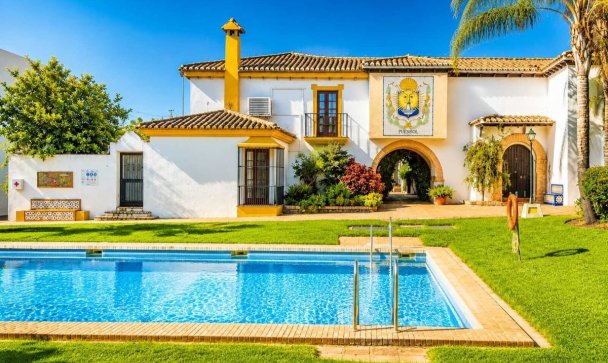 Villa - Resale - Fuengirola - Fuengirola Centro