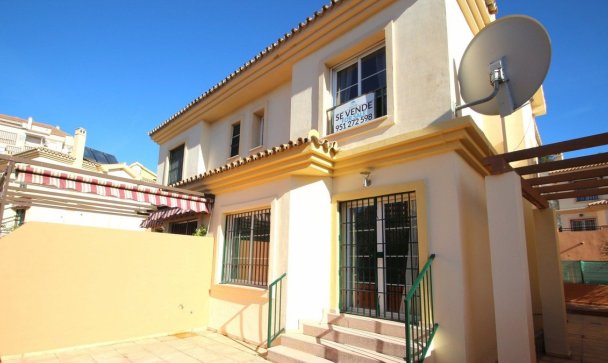 Villa - Resale - Fuengirola - Los Pacos