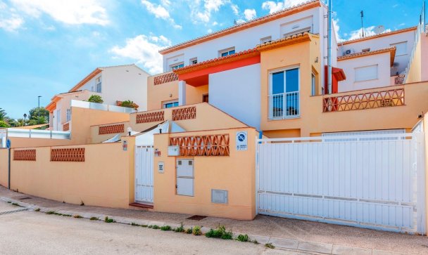 Villa - Resale - L'Alfás del Pi - L'Alfás del Pi Centro
