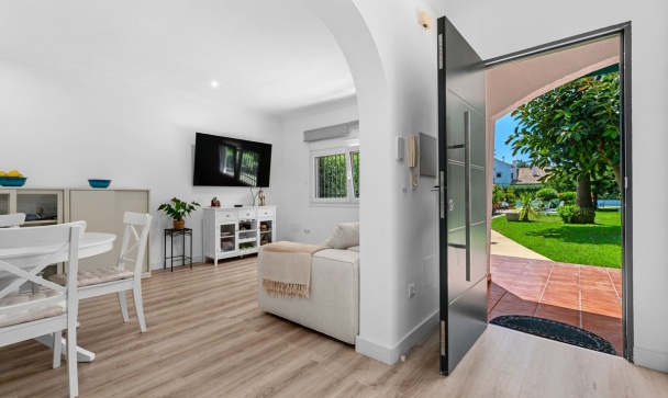 Villa - Resale - Marbella - Cortijo Blanco