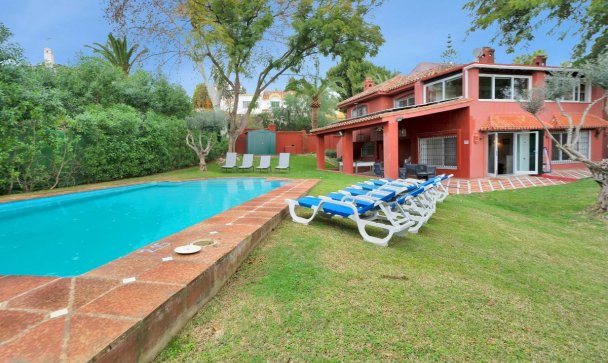 Villa - Resale - Marbella - Elviria