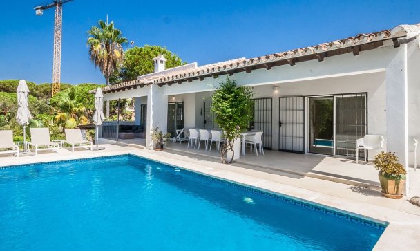Villa - Resale - Marbella - Elviria