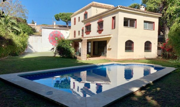 Villa - Resale - Marbella - Elviria