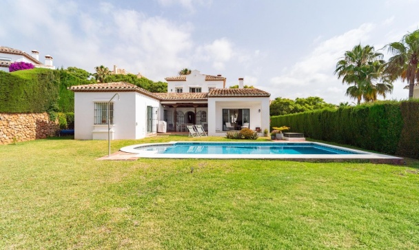 Villa - Resale - Marbella - Elviria