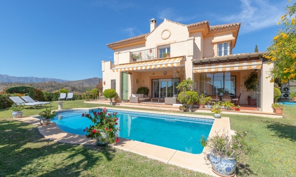 Villa - Resale - Marbella - Elviria