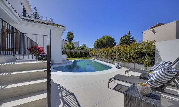 Villa - Resale - Marbella - Guadalmina Alta