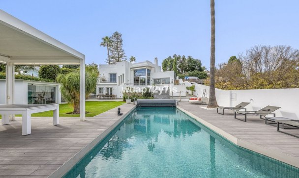 Villa - Resale - Marbella - Guadalmina Alta
