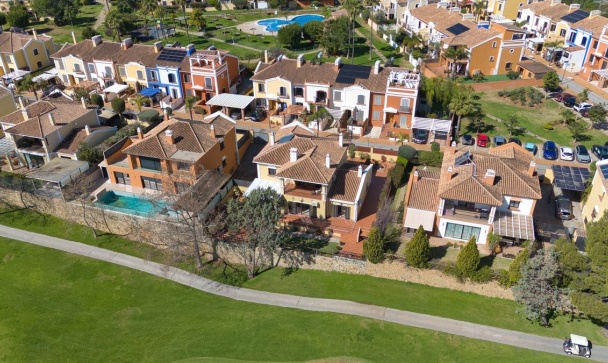 Villa - Resale - Marbella - Guadalmina Alta