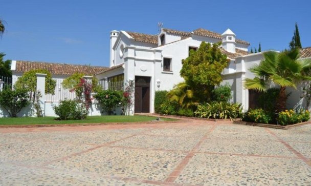 Villa - Resale - Marbella - Guadalmina Baja