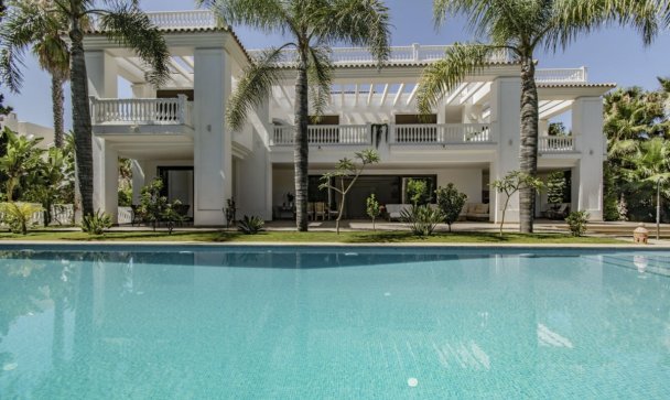 Villa - Resale - Marbella - Guadalmina Baja