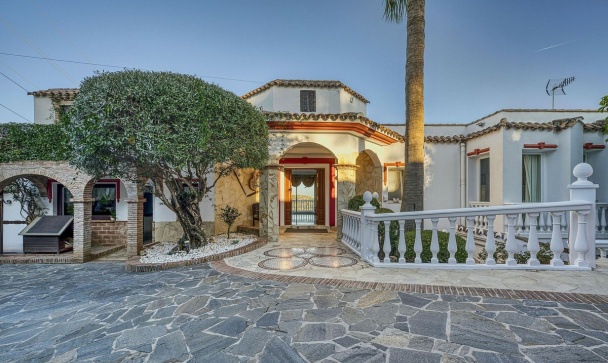 Villa - Resale - Marbella - Hacienda Las Chapas