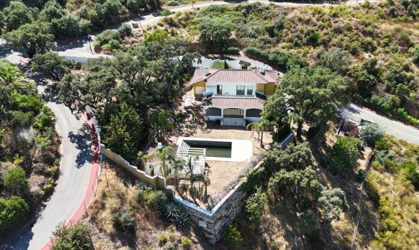 Villa - Resale - Marbella - La Mairena