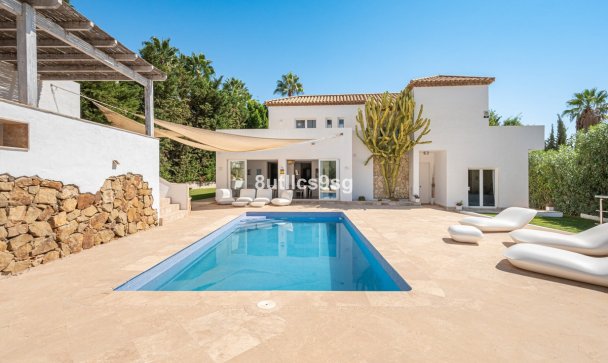 Villa - Resale - Marbella - Nueva Andalucía