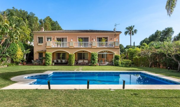 Villa - Resale - Marbella - Nueva Andalucía