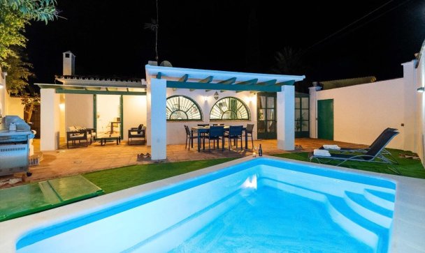 Villa - Resale - Marbella - Nueva Andalucía