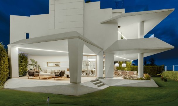 Villa - Resale - Marbella - Nueva Andalucía