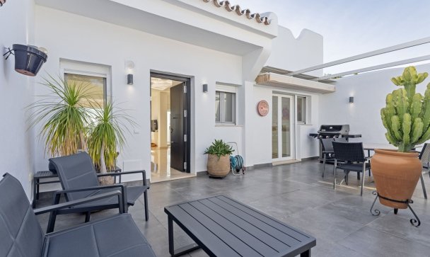 Villa - Resale - Marbella - Nueva Andalucía