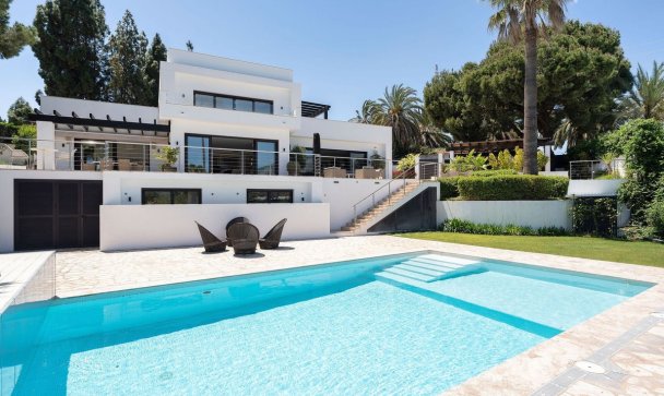 Villa - Resale - Marbella - Nueva Andalucía