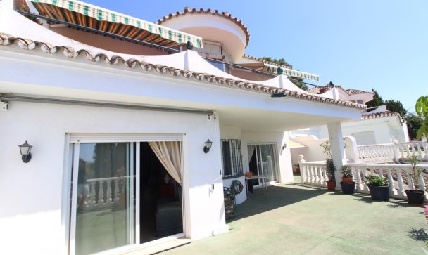 Villa - Resale - Marbella - Nueva Andalucía