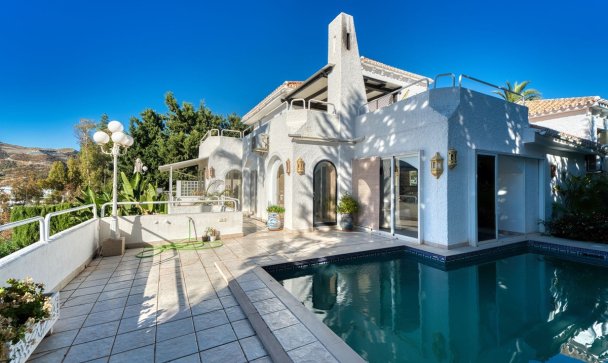 Villa - Resale - Marbella - Nueva Andalucía