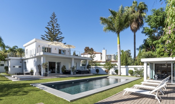 Villa - Resale - Marbella - Nueva Andalucía