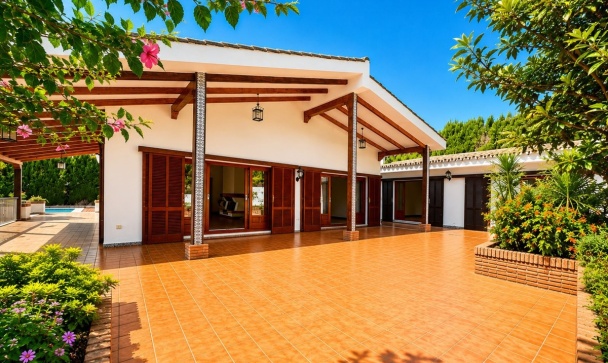 Villa - Resale - Marbella - Río Real