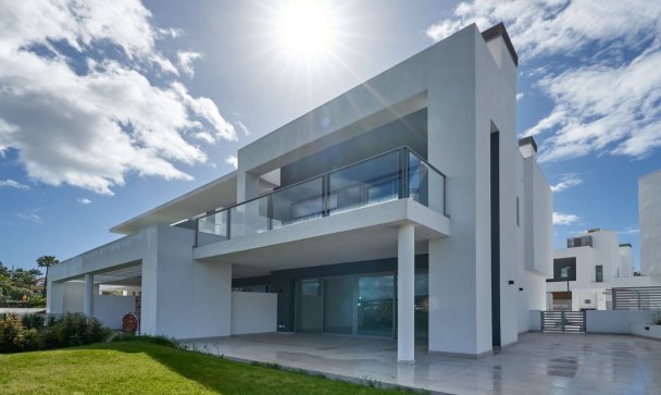 Villa - Resale - Marbella - San Pedro de Alcántara