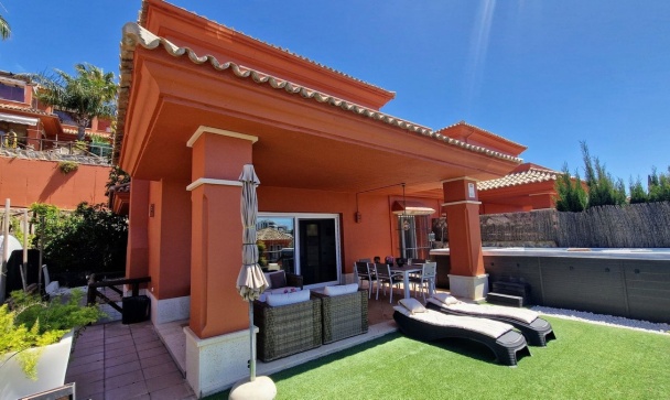 Villa - Resale - Marbella - Santa Clara