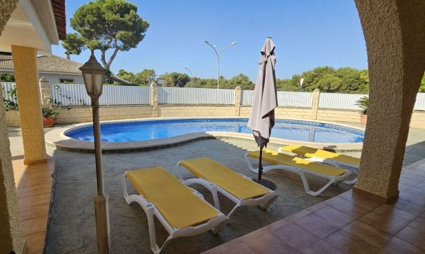 Villa - Resale - Orihuela - Campoamor