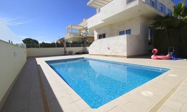 Villa - Resale - Orihuela - La Zenia