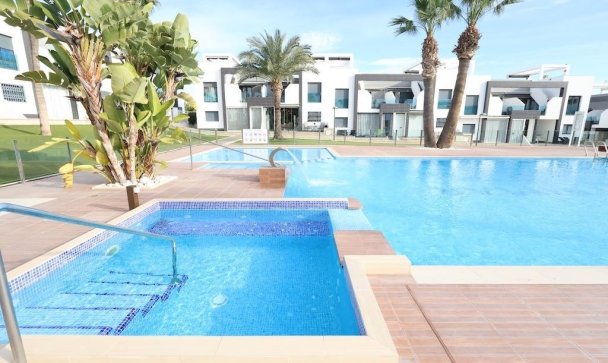 Villa - Resale - Orihuela - La Zenia