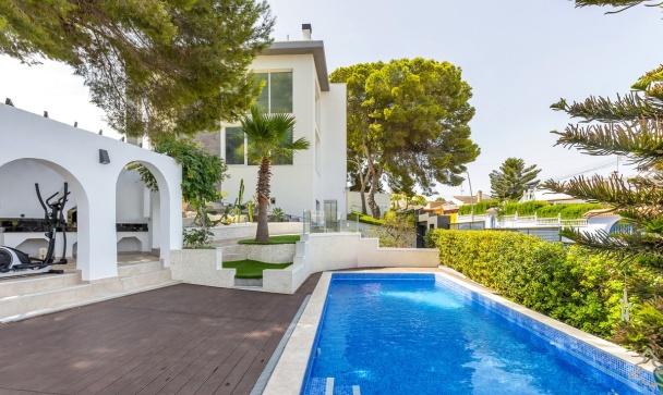 Villa - Resale - Orihuela - Los Balcones