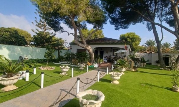 Villa - Resale - Orihuela - Orihuela Costa