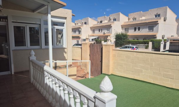 Villa - Resale - Orihuela - Playa Flamenca