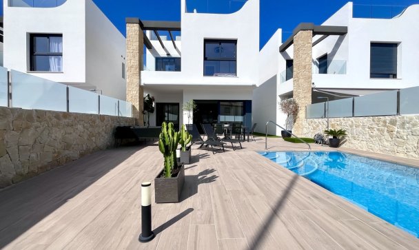 Villa - Resale - Orihuela - Punta Prima