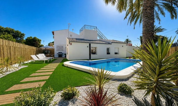 Villa - Resale - Orihuela - Punta Prima