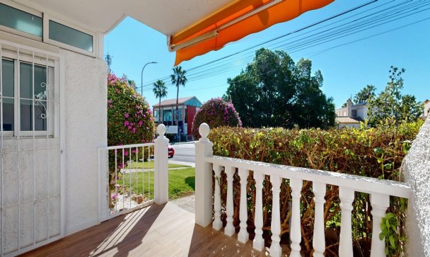 Villa - Resale - Orihuela - Villamartin