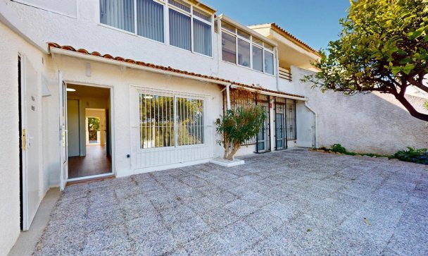 Villa - Resale - Orihuela - Villamartin