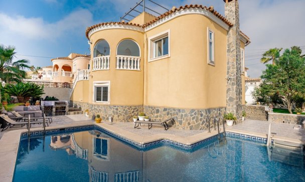 Villa - Resale - Orihuela - Villamartin