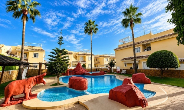Villa - Resale - Orihuela - Villamartin