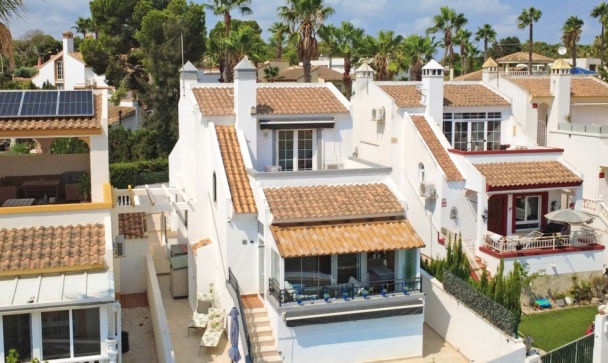 Villa - Resale - Orihuela - Villamartin