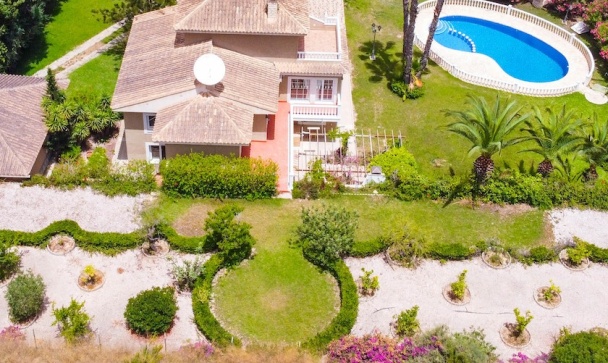 Villa - Resale - Orihuela - Villamartin