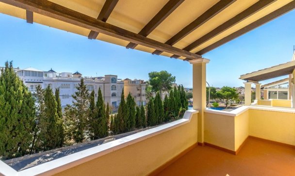 Villa - Resale - Orihuela - Villamartin