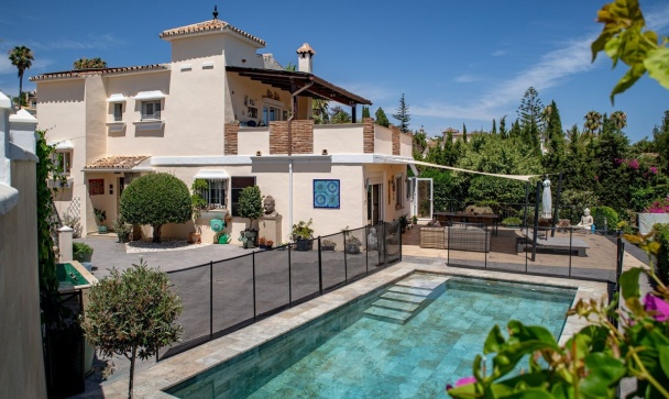 Villa - Rynek wtórny - Estepona - El Padron