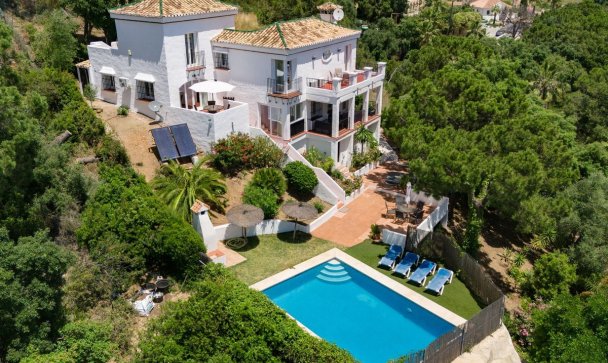 Villa - Rynek wtórny - Estepona - Estepona Centro