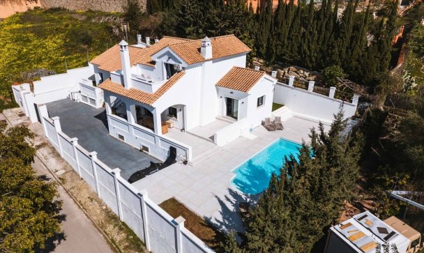 Villa - Rynek wtórny - Estepona - Estepona Centro