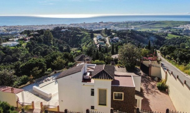 Villa - Rynek wtórny - Estepona - Estepona Centro