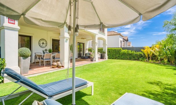 Villa - Rynek wtórny - Estepona - Estepona Centro