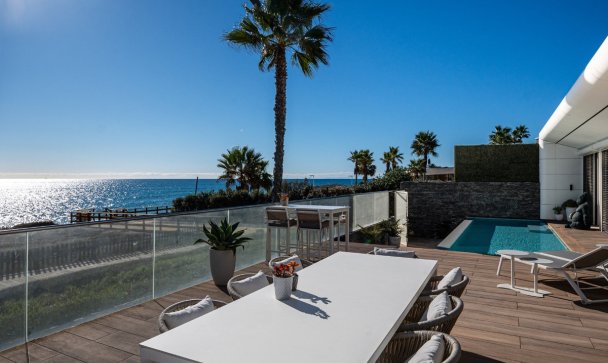 Villa - Rynek wtórny - Estepona - Estepona Centro
