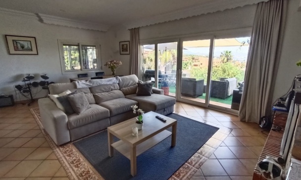 Villa - Rynek wtórny - Estepona - Estepona Centro